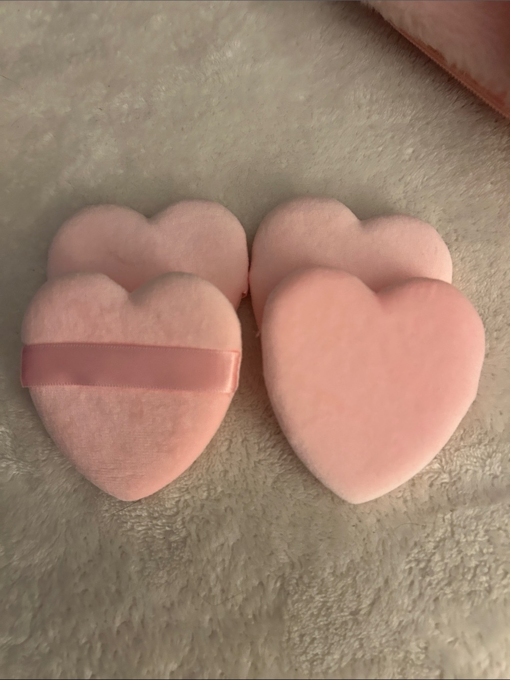 Plush Cosmetic Pouch & makeup applicators - Picture 6 of 6